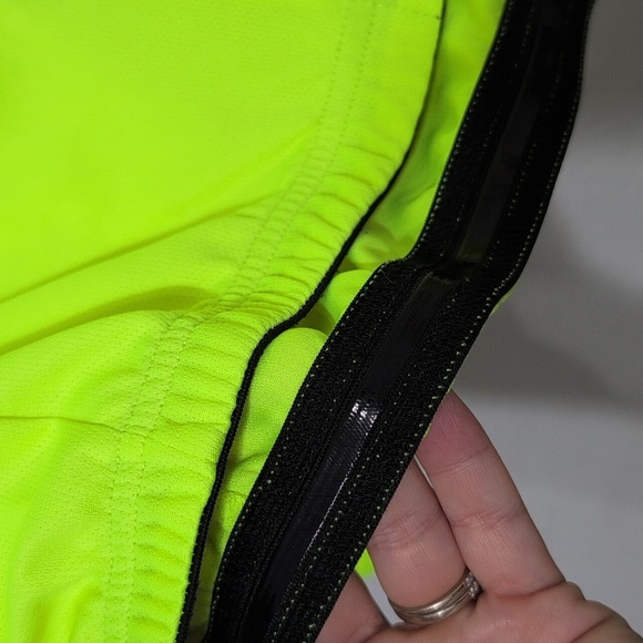 Bergrisar Neon Yellow Men's Cycling Jacket Four Back Pocket Zip Up Medium - Picture 8 of 15